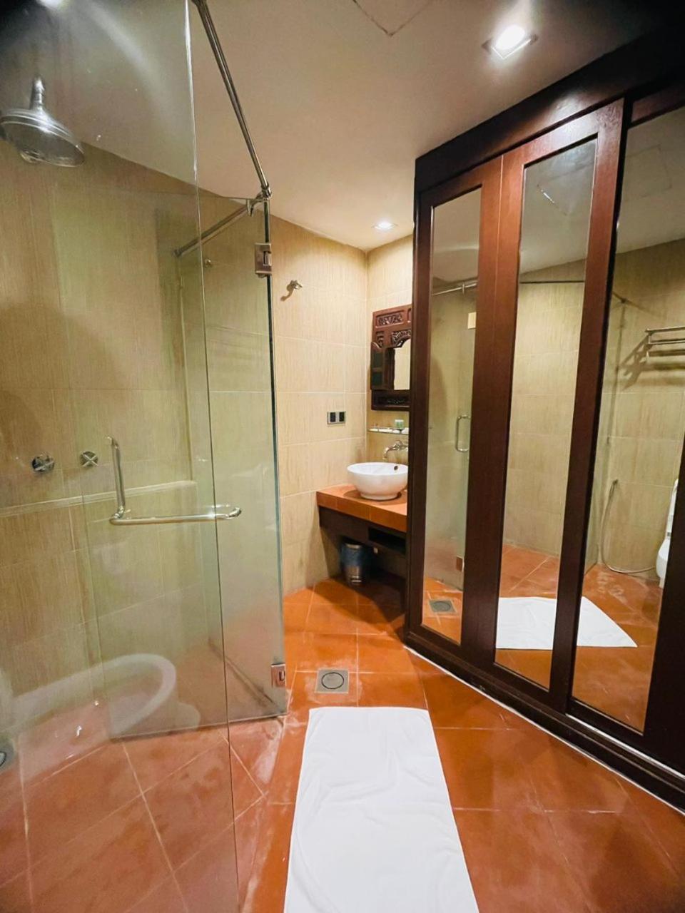 Indulgence Living Hotell Ipoh Exteriör bild