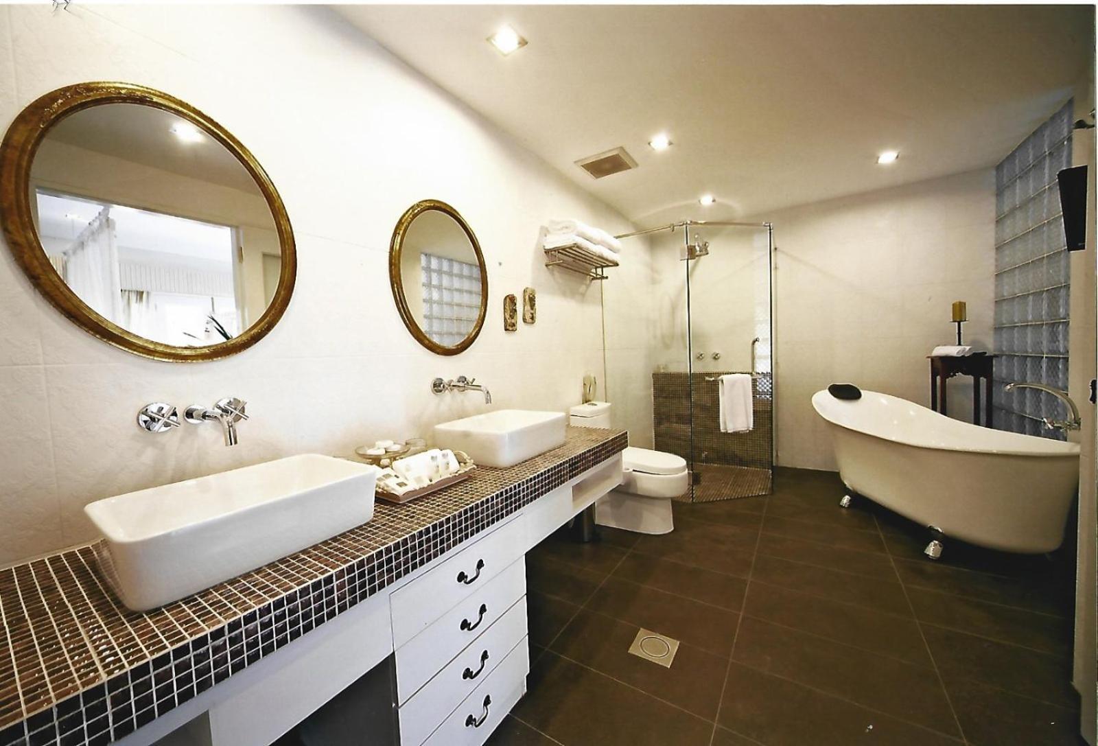 Indulgence Living Hotell Ipoh Exteriör bild